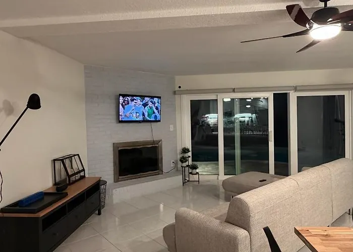 Casa de férias House Em Indian Rocks L 4 Quartos Com Piscina